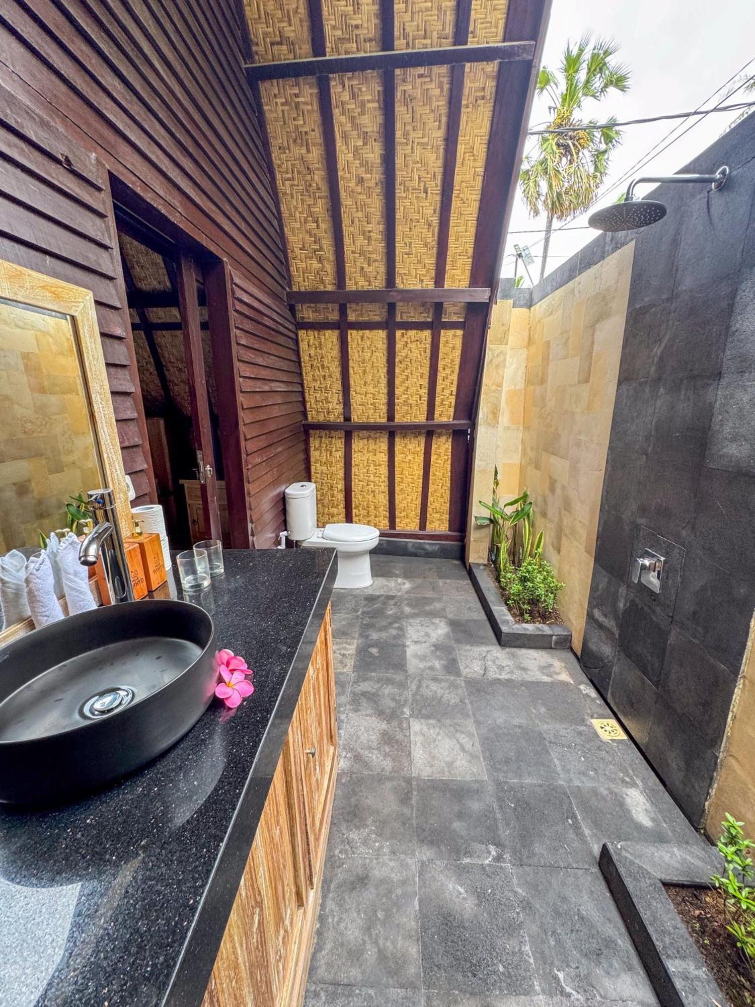 Villa Tahid Gili Air Esterno foto