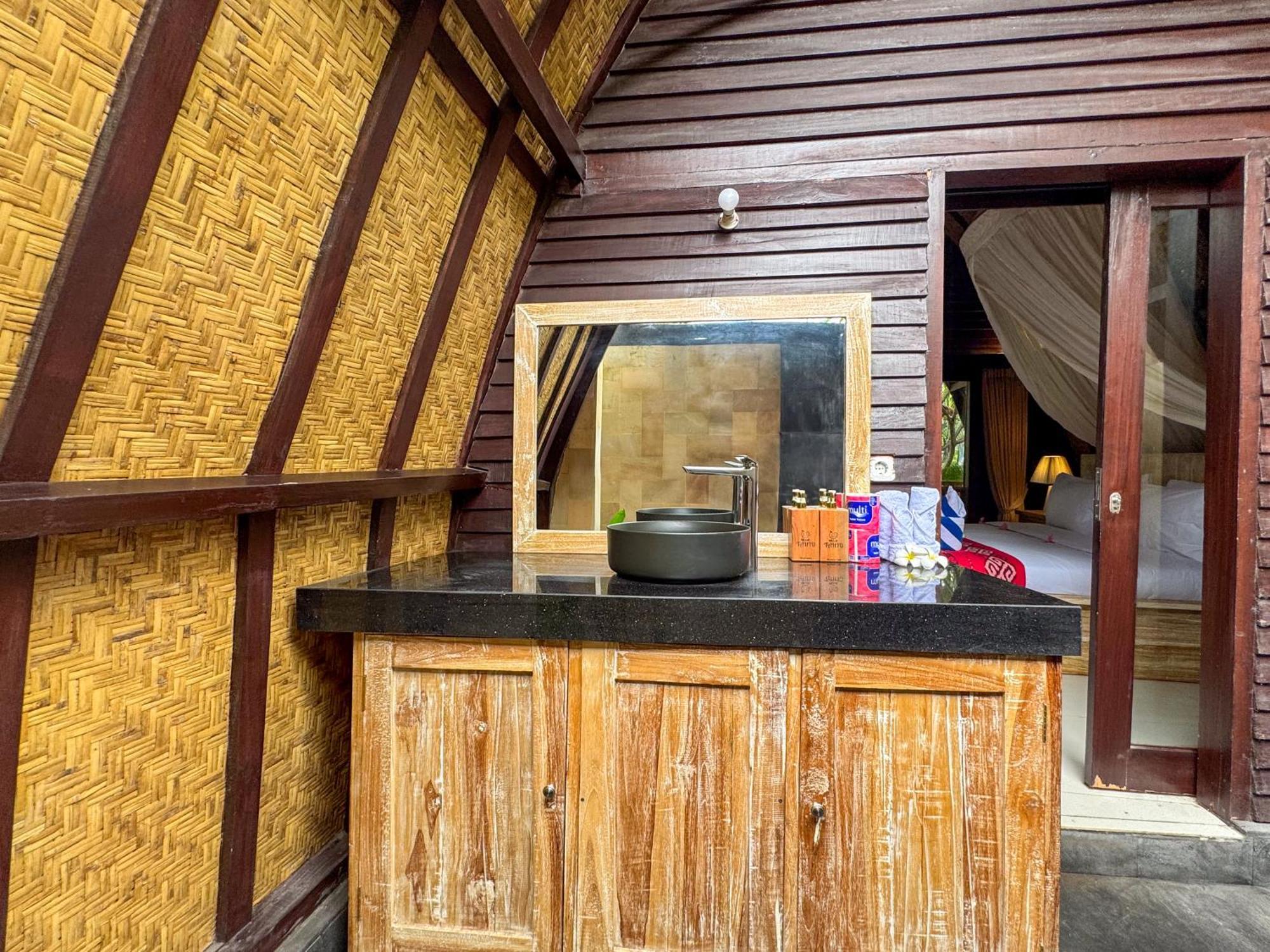 Villa Tahid Gili Air Esterno foto